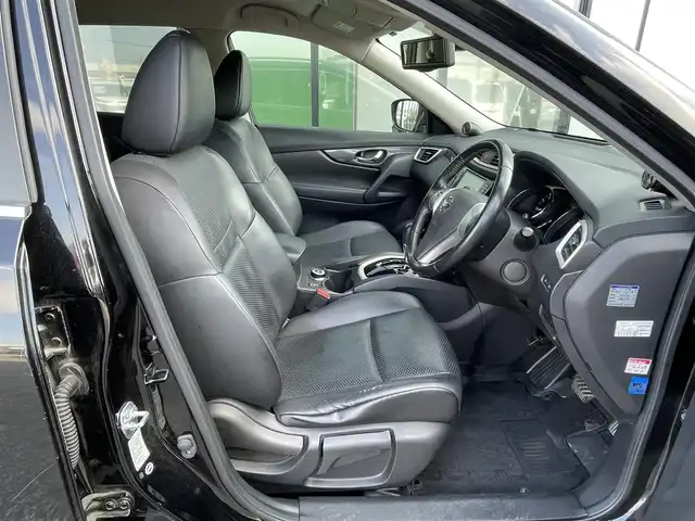 日産 エクストレイル 20X ブラックエクストリーマーX エマB 道央・札幌 2015(平27)年 8.8万km ダイヤモンドブラック ４WD/純正ディーラーOPナビ/CD/DVD/BT/フルセグ/エマージェンシーブレーキ/横滑り防止装置/ヒルディセントコントロール/レーンキープアシスト/クリアランスソナー/ビルトインETC/アイドリングストップ/ECOMODE/前席シートヒーター/カプロンシート/プッシュスタート/スマートキー/LEDヘッドライト/オートライト/フォグランプ/電動格納ミラー/ウィンカーミラー/純正フロアマット/社外AW付夏タイヤ積込/245/45/R20/2017年/山4mm