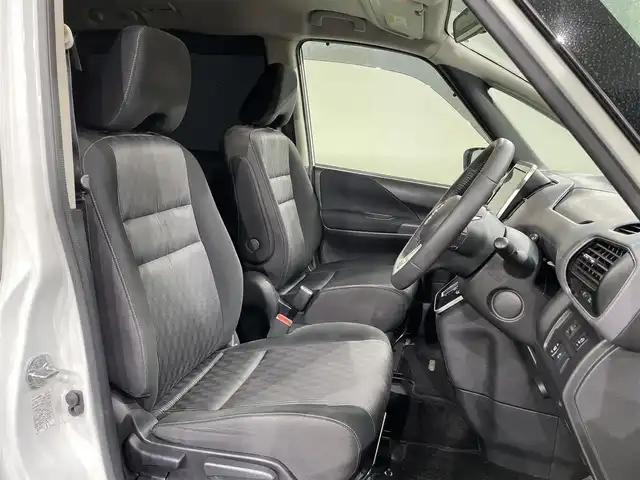 日産 セレナ ハイウェイスター 愛知県 2021(令3)年 6.3万km ブリリアントホワイトパール 2トーン 純正１０インチナビ/パワースライドドア/衝突軽減ブレーキ/車線逸脱警報/クリアランスソナー/ブラインドスポットモニター/クルーズコントロール/バックカメラ/ドライブレコーダー/アクセサリーソケット/ビルトインＥＴＣ/アイドリングストップ/ISOFIX/純正フロアマット/純正16インチアルミホイール