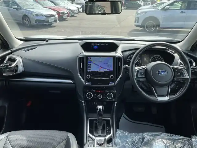 スバル フォレスター ツーリング 石川県 2018(平30)年 4.1万km パール 純正メモリーナビ/フルセグTV/バック＆サイドカメラ/LEDヘッドライト/ETC/ハーフレザーシート/シートヒーター/純正アルミホイール/デジタルミラー/ブラインドスポットモニター/レーダークルーズ/アイサイト/ドラレコ/オートライト