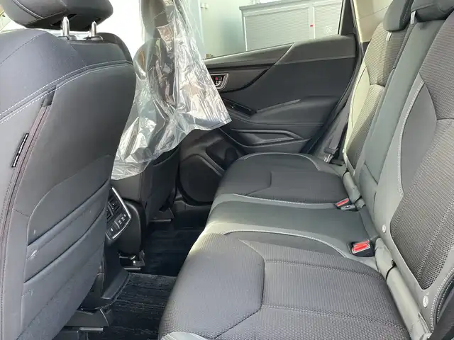 スバル フォレスター ツーリング 石川県 2018(平30)年 4.1万km パール 純正メモリーナビ/フルセグTV/バック＆サイドカメラ/LEDヘッドライト/ETC/ハーフレザーシート/シートヒーター/純正アルミホイール/デジタルミラー/ブラインドスポットモニター/レーダークルーズ/アイサイト/ドラレコ/オートライト