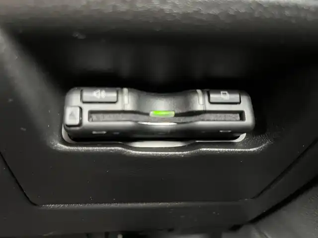 マツダ マツダ３セダン 高知県 2019(令1)年 5.3万km チタニウムフラッシュマイカ 純正ナビ/全方位カメラ/アイドリングストップ/クルーズコントロール/ETC/ドライブレコーダー/ターボ/オートエアコン/Bluetooth接続/運転席パワーシート/純正18インチアルミホイール/横滑り防止装置/コーナーセンサー/盗難防止装置/LEDオートライト/オートマチックハイビーム/運転席＋助手席＋サイドエアバッグ/パーキングセンサー
