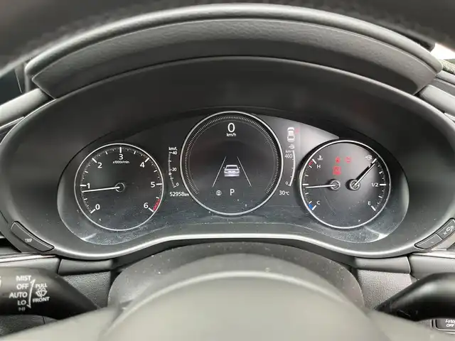 マツダ マツダ３セダン 高知県 2019(令1)年 5.3万km チタニウムフラッシュマイカ 純正ナビ/全方位カメラ/アイドリングストップ/クルーズコントロール/ETC/ドライブレコーダー/ターボ/オートエアコン/Bluetooth接続/運転席パワーシート/純正18インチアルミホイール/横滑り防止装置/コーナーセンサー/盗難防止装置/LEDオートライト/オートマチックハイビーム/運転席＋助手席＋サイドエアバッグ/パーキングセンサー