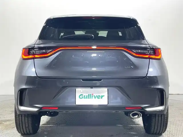 レクサス ＬＢＸ リラックス 大阪府 2024(令6)年 0.7万km ソニッククロム プロアクティブドライビングアシスト ドライバーモニター 360カメラ 衝突軽減Ｂ レーダークルーズＣ ＢＳＭ 電動リアゲート パワーシート シートヒーター メモリシート フルセグＴＶ Ｂｌｕｅｔｏｏｔｈ