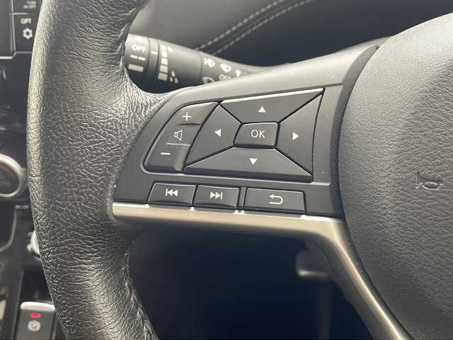 日産 セレナ e－パワー ハイウェイスター V 沖縄県 2019(平31)年 4.9万km ダイヤモンドブラック ワンオーナー/純正9インチナビ　【MM518D-L】　/（フルセグTV/ＡＭ／ＦＭ／ＣＤ／ＤＶＤ／ＢＴ）/全方位カメラ　/両側パワースライドドア　/セーフティパックB（MOP)/スクラッチシールド（MOP)/ＥＴＣ　/ドライブレコーダー/クルーズコントロール/プロパイロット　/デジタルインナーミラー　/ステアリングスイッチ　/オートライト　/電格ミラー/オートホールドボタン/スマートキー/サンシェード/純正アルミホイール/LEDヘッドライト