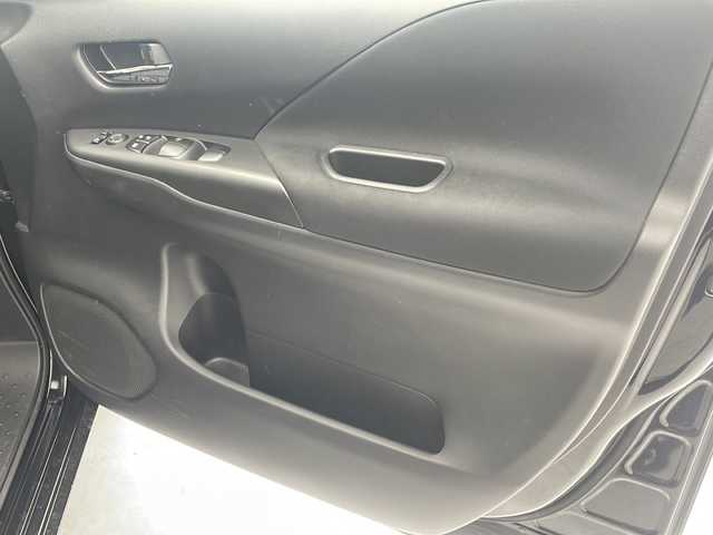 日産 セレナ e－パワー ハイウェイスター V 沖縄県 2019(平31)年 4.9万km ダイヤモンドブラック ワンオーナー/純正9インチナビ　【MM518D-L】　/（フルセグTV/ＡＭ／ＦＭ／ＣＤ／ＤＶＤ／ＢＴ）/全方位カメラ　/両側パワースライドドア　/セーフティパックB（MOP)/スクラッチシールド（MOP)/ＥＴＣ　/ドライブレコーダー/クルーズコントロール/プロパイロット　/デジタルインナーミラー　/ステアリングスイッチ　/オートライト　/電格ミラー/オートホールドボタン/スマートキー/サンシェード/純正アルミホイール/LEDヘッドライト