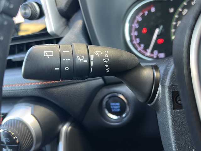 トヨタ ＲＡＶ４ アドベンチャー 静岡県 2020(令2)年 4.5万km アティチュードブラックマイカ 純正メモリナビ/・CD/・DVD/・フルセグＴＶ/・Bluetooth/・USB/・AM/・FM/主要装備/・サンルーフ/・TRDフロントガーニッシュ/・TRDバックドアロアガーニッシュ/・衝突軽減/・レーンキープ/・追従クルコン/・コーナーセンサー前後/・バックカメラ/・ETC/・ドラレコ前後/・パワーシートD席/・レザーシート/・LEDヘッドライト/・オートハイビーム/・フォグランプ/・純正フロアマット/・純正アルミホイール