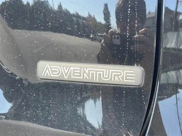 トヨタ ＲＡＶ４ アドベンチャー 千葉県 2020(令2)年 4.5万km アティチュードブラックマイカ 純正メモリナビ/・CD/・DVD/・フルセグＴＶ/・Bluetooth/・USB/・AM/・FM/主要装備/・サンルーフ/・TRDフロントガーニッシュ/・TRDバックドアロアガーニッシュ/・衝突軽減/・レーンキープ/・追従クルコン/・コーナーセンサー前後/・バックカメラ/・ETC/・ドラレコ前後/・パワーシートD席/・レザーシート/・LEDヘッドライト/・オートハイビーム/・フォグランプ/・純正フロアマット/・純正アルミホイール