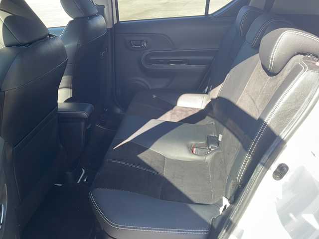 トヨタ アクア G G’s 新潟県 2014(平26)年 9.8万km ライムホワイトパールクリスタルシャイン ＊SDナビ/＊シートヒーター/＊Gs17インチホイール/＊横滑り防止装置/＊盗難防止装置/＊Autoライト/＊社外LEDライト/＊電動格納ミラー/＊光軸レベライザー/＊パワーステアリング/＊パワーウインドウ/＊純正フロアマット/＊純正ドアバイザー