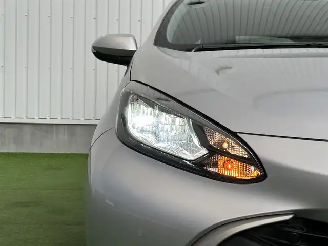 トヨタ アクア G 香川県 2022(令4)年 3.3万km シルバーM トヨタセーフティ/・プリクラッシュセーフティ/・レーントレーシングアシスト/・レーダークルーズコントロール/・レーンディバーチャーアラート/・オートマチックハイビーム/・先行車発進告知機能/純正７インチメモリナビ/・Bluetooth/バックカメラ/クリアランスソナー/100V充電/LEDヘッド/AAC/ドライブレコーダー/ビルトインETC/盗難防止装置/スマートキー/純正フロアマット/オートライト