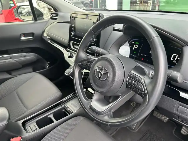 トヨタ アクア G 香川県 2022(令4)年 3.3万km シルバーM トヨタセーフティ/・プリクラッシュセーフティ/・レーントレーシングアシスト/・レーダークルーズコントロール/・レーンディバーチャーアラート/・オートマチックハイビーム/・先行車発進告知機能/純正７インチメモリナビ/・Bluetooth/バックカメラ/クリアランスソナー/100V充電/LEDヘッド/AAC/ドライブレコーダー/ビルトインETC/盗難防止装置/スマートキー/純正フロアマット/オートライト