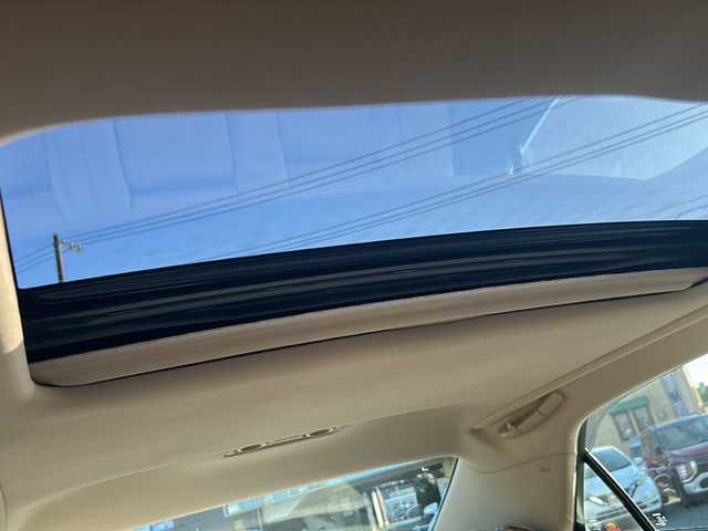 トヨタ クラウン ロイヤル ロイヤルサルーン ナビパッケージ 三重県 2009(平21)年 10.3万km ホワイトパールクリスタルシャイン 純正ナビ/サンルーフ/バックカメラ/ビルトインETC/スペアキー/パワーシート/クルーズコントロール/ウッドコンビステア/オートライト/ステアスイッチ/チルトテレスコピックステア/純正AW　