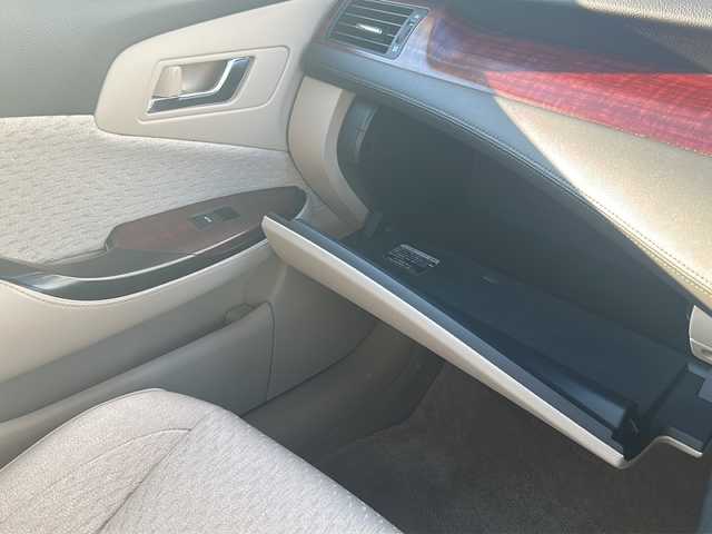 トヨタ クラウン ロイヤル ロイヤルサルーン ナビパッケージ 三重県 2009(平21)年 10.3万km ホワイトパールクリスタルシャイン 純正ナビ/サンルーフ/バックカメラ/ビルトインETC/スペアキー/パワーシート/クルーズコントロール/ウッドコンビステア/オートライト/ステアスイッチ/チルトテレスコピックステア/純正AW　