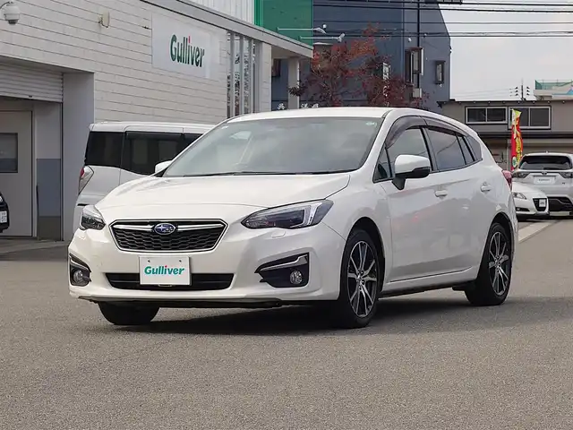 スバル インプレッサ スポーツ 2．0i－L アイサイト 山形県 2017(平29)年 6.7万km クリスタルホワイトP 4WD/アイサイト/ワンオーナー/メモリナビ/　　【CD DVD BT フルセグ USB AUX MSV】/バックカメラ/レーダークルーズコントロール/LEDオートライト/純正17インチアルミホイール/アイドリングストップ/ステアリングスイッチ/パドルシフト/電動格納ウィンカーミラー/フォグランプ/スマートキー×2/ETC