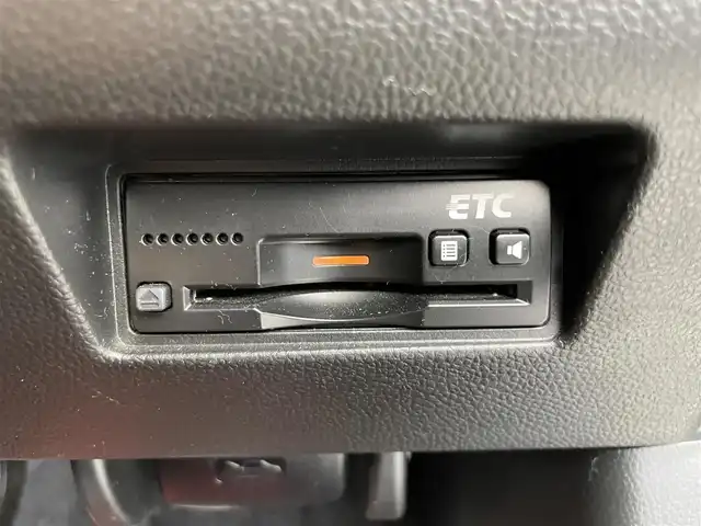 スズキ スイフト スポーツ セーフティPKG 富山県 2018(平30)年 4.1万km スーパーブラックパール 純正ナビ（AM/FM/DVD/SD/BT）/フルセグテレビ/バックカメラ/デュアルセンサーブレーキサポート/レーダークルーズコントロール/レーンキープアシスト/ビルトインETC/D席シートヒーター/スマートキー/横滑り防止措置/オートライト/６速マニュアル