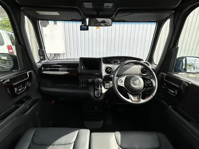 ホンダ Ｎ ＢＯＸ カスタム L ターボ 静岡県 2023(令5)年 1.8万km 紺 ユーザー買取車両/両側パワースライドドア/クルーズコントロール　追従あり/衝突軽減ブレーキ/車線逸脱防止装置/パーキングスイッチ/ブレーキホールド/純正15インチアルミホイール/D/Nシートヒーター/12Vシガーソケット/全席コンソール/ABS/エアバック/パワーウィンドウ/シートヒーター
