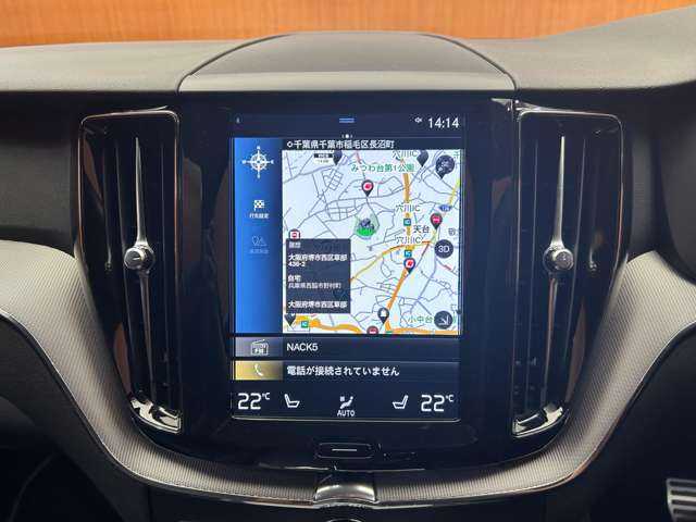 ボルボ ＸＣ６０ D4 AWD Rデザイン 千葉県 2019(令1)年 2.7万km オニキスブラックP 半革シート　/ＡＣＣ　/ナビ　/ＴＶ　/Ｂｌｕｅｔｏｏｔｈ接続　/３６０°シートヒーター　/電動リアゲート　/ＬＥＤヘッドライト　/パーキングアシスト　/衝突軽減ブレーキ　/ＢＳＭ　/ＬＫＡ　/ＥＴＣ　/ドラレコ前後