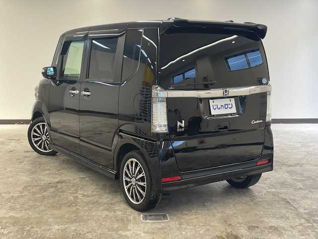 ホンダ Ｎ ＢＯＸ カスタム G ターボSSパッケージ 静岡県 2013(平25)年 5.3万km クリスタルブラックパール (株)IDOMが運営する【じしゃロン浜松店】の自社ローン専用車両になりますこちらは現金またはオートローンご利用時の価格です。自社ローンご希望の方は別途その旨お申付け下さい/社外HDDナビ（AVIC-ZH0007）　/両側パワースライドドア/クルーズコントロール/純正１５inAW/社外ドライブレコーダー/ETC/スマートキー/プッシュスタート/バックカメラ/バイザー/フロアマット