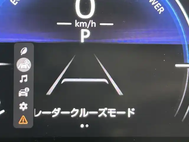 トヨタ シエンタ ハイブリッド Z 大阪府 2025(令7)年 0.6万km ベージュ 純正10.5インチディスプレイオーディオ型ナビ/フルセグTV/全方位カメラ/ETC/社外デジタルインナーミラー/社外ミラー方ドライブレコーダー/ステアリングスイッチ/レーンキープアシスト/レーダークルーズコントロール/衝突被害軽減システム/ブラインドスポットモニター/両側パワースライドドア/オートエアコン/オートライト/オートハイビーム/フォグランプ/純正アルミホイール/LEDヘッドライト