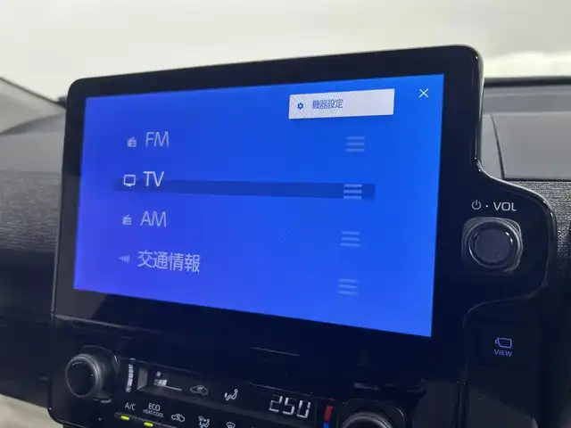 トヨタ シエンタ ハイブリッド Z 大阪府 2025(令7)年 0.6万km ベージュ 純正10.5インチディスプレイオーディオ型ナビ/フルセグTV/全方位カメラ/ETC/社外デジタルインナーミラー/社外ミラー方ドライブレコーダー/ステアリングスイッチ/レーンキープアシスト/レーダークルーズコントロール/衝突被害軽減システム/ブラインドスポットモニター/両側パワースライドドア/オートエアコン/オートライト/オートハイビーム/フォグランプ/純正アルミホイール/LEDヘッドライト