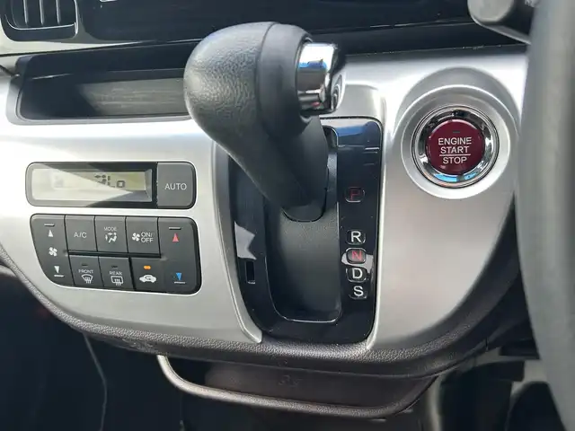 ホンダ Ｎ ＷＧＮ カスタム G ターボパッケージ 岡山県 2015(平27)年 6万km スマートブラック 登録時走行距離60052km/ワンオーナー/社外ナビ/地デジTV(AM.FM.CD.DVD.TV.BT)/ETC/あんしんパッケージ/衝突軽減ブレーキ/クルーズコントロール/オートライト/アイドリングストップ/横滑り防止装置/14インチ純正AW/純正フロアマット/プッシュスタート/スマートキー/パドルシフト