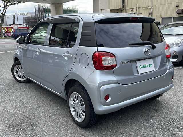トヨタ パッソ X Lパッケージ S 福岡県 2016(平28)年 3万km ブライトシルバーM ワンオーナー/純正ナビ/・Bluetooth/・ワンセグTV/・AM/FM/・CD/・SD/バックカメラ/アイドリングストップ/衝突軽減ブレーキ/横滑り防止システム/電動格納ミラー/ビルトインETC/保証書/取扱説明書/スペアキー×１