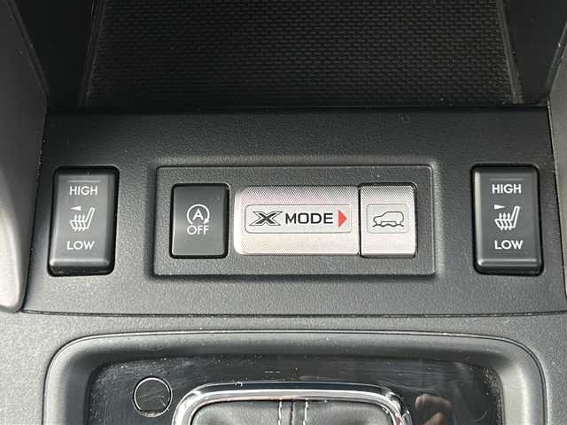 スバル フォレスター S－リミテッド 福島県 2015(平27)年 5.4万km クリスタルホワイトP 4WD ワンオーナー 純正ナビ フルセグTV バックカメラ アイサイト パワーバックドア SI-DRIVE シートヒーター ETC ハーフレザーシート パドルシフト オートクルーズ スマートキー ルーフレール