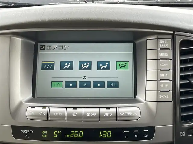 トヨタ ランドクルーザー VX－LTD 道央・札幌 2002(平14)年 12.9万km ウォームシルバーM ４WD/寒冷地仕様/純正メーカーナビ/AM/FM/CD/MD/クルーズコントロール/バックカメラ/ETC/ドライブレコーダー/センターデフロック/クールボックス/PWRMODE/2ndstart/トランスファレバー/Fシートヒーター/革巻きウッドコンビステアリング/ステアリングリモコン/リモコンキー/ハロゲンヘッドライト/オートライト/フォグランプ/ヘッドライトウォッシャー/電動格納ミラー/ヒーテッドドアミラー/純正フロアマット/ドアバイザー/リアフォグランプ/スペアキー/社外エンジンスターター/社外AW付冬タイヤ積込/275/65/R17/2020年/山8mm