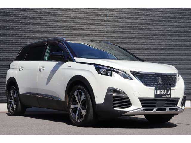 プジョー ５００８ GTライン ブルーHDi 大分県 2020(令2)年 5.2万km パール ワンオーナー/アクティブセーフティブレーキ/アダプティブクルーズコントロール/ブラインドスポットモニター/純正ディスプレイオーディオ/ＣａｒＰｌａｙ/Bluetooth/ワイヤレス充電/バックカメラ/ハーフレザー/シートヒーター/パワーシート/純正１８インチＡＷ/純正ドアバイザー/ＥＴＣ