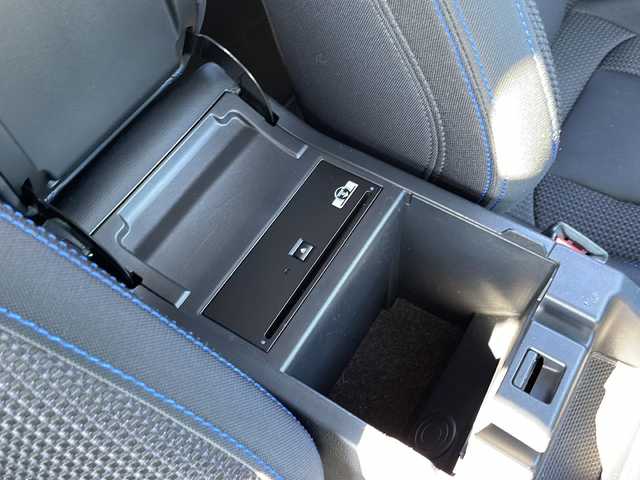 スバル レヴォーグ 1．8GT－H EX 岩手県 2020(令2)年 6.5万km アイスシルバーメタリック アイサイトX 11.6型ナビ バックC フルセグ サイドC DVD再生 デジタルインナーミラー 電動リアゲート 電動シート 全席シートヒーター パドルシフト 追従クルコン BSM 純正18AW オートLEDライト フォグ スマートキー