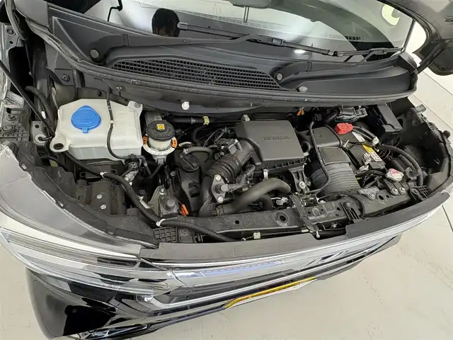 ホンダ Ｎ ＢＯＸ カスタム L ターボ 滋賀県 2021(令3)年 6.8万km クリスタルブラックパール 純正８インチナビ/Bluetooth/DVD/フルセグ/AppleCarPLay/Andoroid)/両側電動スライド/ハーフレザー/バックカメラ/リアソナー/追従クルーズコントロール/レーンキープ/ＬＥＤ/ＡＨＢ/衝突軽減/純正前後ドラレコ/ビルトインＥＴＣ/純正マット/ドアバイザー/リア席サンシェード/プッシュスタート/スマートキー/ステアリングリモコン