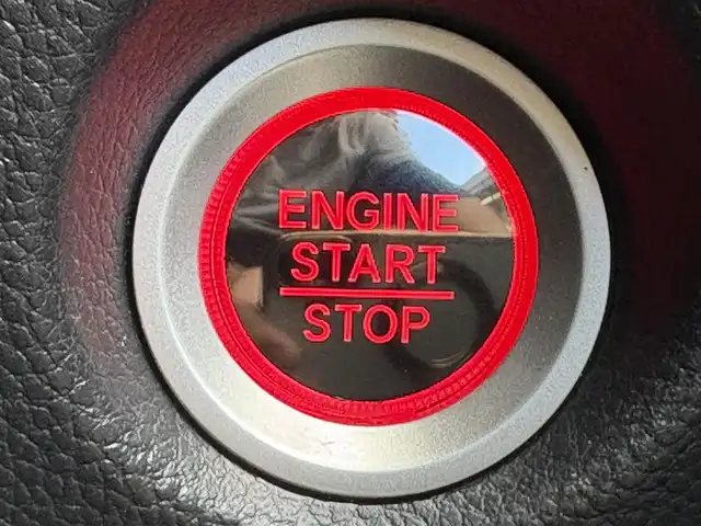 ホンダ Ｎ ＢＯＸ カスタム L ターボ 滋賀県 2021(令3)年 6.8万km クリスタルブラックパール 純正８インチナビ/Bluetooth/DVD/フルセグ/AppleCarPLay/Andoroid)/両側電動スライド/ハーフレザー/バックカメラ/リアソナー/追従クルーズコントロール/レーンキープ/ＬＥＤ/ＡＨＢ/衝突軽減/純正前後ドラレコ/ビルトインＥＴＣ/純正マット/ドアバイザー/リア席サンシェード/プッシュスタート/スマートキー/ステアリングリモコン