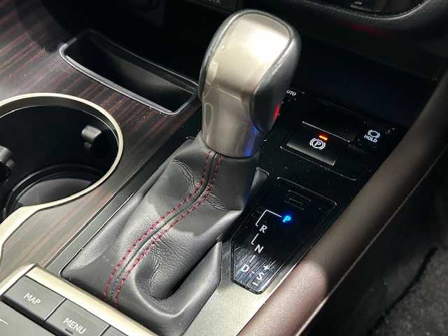 レクサス ＲＸ 450h バージョンL 宮城県 2022(令4)年 3.2万km テレーンカーキマイカM サンルーフ/トヨタセーフティセンス＋/・プリクラッシュセーフティ/・レーンキーピングアシスト/・レーダークルーズコントロール/・オートマチックハイビーム/・ロードサインアシスト/・先行者発進告知/純正ナビ/・アラウンドビューモニター/・フルセグTV/・Bluetooth/CD/AUX/ブラインドスポットモニター/パーキングサポートアラート/前後コーナーセンサー/ヘッドアップディスプレイ/オートブレーキホールド/電子パーキング/電動リアゲート/ETC2.0/前後ドライブレコーダー/100V充電/パドルシフト/ウッドコンビステアリング/・ステアリングヒーター/レザーシート/・シートメモリー（運転席/助手席）/・エアーシート（運転席/助手席）/・シートヒーター（全席）/・パワーシート（全席）/三眼LEDヘッドライト/・オートライト/・フォグランプ/純正アルミホイール/純正フロアマット