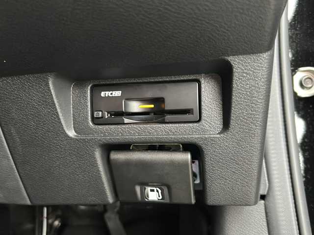 日産 ノート X 岐阜県 2022(令4)年 1.4万km スーパーブラック 登録時走行距離13429km/純正ナビ/全方位モニター/フルセグテレビ/インテリジェントルームミラー/置くだけ充電/プロパイロット/ブラインドスポットモニター/ビルトインETC/LEDヘッドライト/スマートキー/プッシュスタート/Bluetooth接続/オートマチックハイビーム/レーンキープアシスト/オートライト