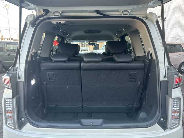 日産 エルグランド 250ハイウェイスターS 千葉県 2017(平29)年 5.4万km ブリリアントホワイトパール プッシュスタート/前側ドライブレコーダー/両側パワースライドドア/クルーズコントロール/オートライト/デュアルエアコン/横滑り防止装置/バックカメラ/Bluetooth接続/TVフルセグ/バックカメラ/電動格納ミラー/ビルトインETC