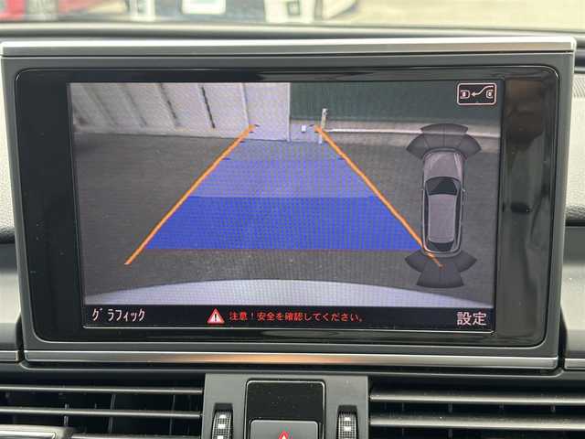 アウディ Ａ６ アバント 2．8 FSI クワトロ 福岡県 2013(平25)年 12.1万km グレイシアホワイトメタリック プッシュスタート　/スマートキー　/純正ＥＴＣ　/パーキングアシスト　/ＷＡＣエアコン　/クルーズコントロール　/Ｆカメラ　/Ｂカメラ　/フルセグＴＶ　/純正ナビ　/純正アルミ　/純正フロアマット　/電動パワーシート/レザーシート/横滑り防止装置/オートライト/LEDヘッドライト/12Vソケット付き/ベンチシート/フルフラットシート/W＋サイド、カーテンエアバッグ/前後コーナーセンサー/オートライト、オートマチックハイビーム/シートヒーター(D席＋N席)/電動リアゲート