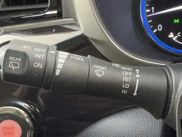 日産 エルグランド 250ハイウェイスターS 愛知県 2018(平30)年 4.7万km ファントムブラック 純正8インチSDナビ/（BT/CD/DVD/フルセグTV/AUX/SD)/フリップダウンモニター/バックカメラ/ハーフレザーシート/ETC/ドライブレコーダー/ドアバイザー/純正18インチAW/両側パワースライドドア/純正フロアマット/カーテンエアバッグ/クルコン/横滑り防止装置/オートライト/純正LEDヘッドライト