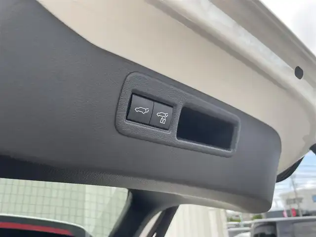 トヨタ ハリアー Z 富山県 2021(令3)年 2万km ホワイトパールクリスタルシャイン ワンオーナー／/４ＷＤ／/メーカーナビ／/フルセグＴＶ／/Ｂｌｕｅｔｏｏｔｈ／/ＪＢＬプレミアムサウンド／/置くだけ充電/バックカメラ／/コーナーセンサー/セーフティセンス/レーダークルーズコントロール／/レーンキープアシスト／/パワーバックドア／/オートマチックハイビーム/LEDオートライト/LEDフォグライト