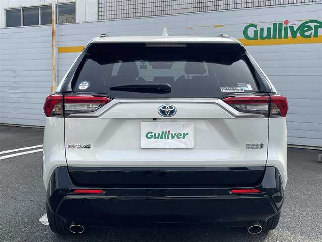 トヨタ ＲＡＶ４ ＰＨＶ Z 埼玉県 2023(令5)年 2.9万km プラチナホワイトパールマイカ 10.5インチ純正DA/アラウンドビューカメラ/充電ケーブル車載/全席シートヒーター/アラウンドビュー カメラ/BSM/HUD/デジタルインナーミラー　/100V1500W 電源（ラゲッジルーム）/ETC2.0 /社外ツイーター/スマートキー/ドラレコ前後/ステアリングヒーター/オートハイビーム
