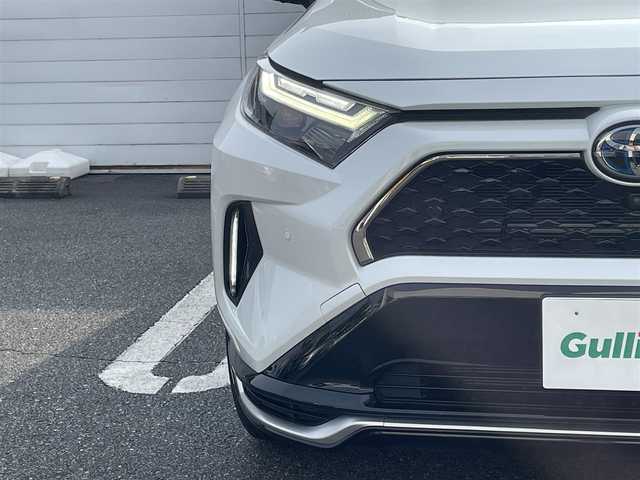 トヨタ ＲＡＶ４ ＰＨＶ Z 埼玉県 2023(令5)年 2.9万km プラチナホワイトパールマイカ 10.5インチ純正DA/アラウンドビューカメラ/充電ケーブル車載/全席シートヒーター/アラウンドビュー カメラ/BSM/HUD/デジタルインナーミラー　/100V1500W 電源（ラゲッジルーム）/ETC2.0 /社外ツイーター/スマートキー/ドラレコ前後/ステアリングヒーター/オートハイビーム