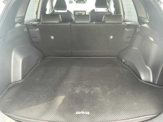 トヨタ ＲＡＶ４ ＰＨＶ Z 埼玉県 2023(令5)年 2.9万km プラチナホワイトパールマイカ 10.5インチ純正DA/アラウンドビューカメラ/充電ケーブル車載/全席シートヒーター/アラウンドビュー カメラ/BSM/HUD/デジタルインナーミラー　/100V1500W 電源（ラゲッジルーム）/ETC2.0 /社外ツイーター/スマートキー/ドラレコ前後/ステアリングヒーター/オートハイビーム