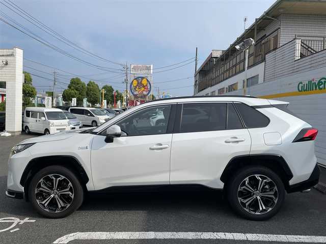 トヨタ ＲＡＶ４ ＰＨＶ Z 埼玉県 2023(令5)年 2.9万km プラチナホワイトパールマイカ 10.5インチ純正DA/アラウンドビューカメラ/充電ケーブル車載/全席シートヒーター/アラウンドビュー カメラ/BSM/HUD/デジタルインナーミラー　/100V1500W 電源（ラゲッジルーム）/ETC2.0 /社外ツイーター/スマートキー/ドラレコ前後/ステアリングヒーター/オートハイビーム