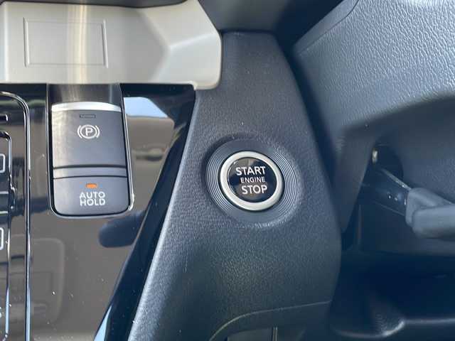 三菱 デリカミニ T プレミアム 新潟県 2023(令5)年 0.2万km アメジストブラック/シルキーホワイト 4WD/ディスプレイオーディオ/BT/USB/全方位カメラ/衝突被害軽減ブレーキ/レーンキープアシスト/レーダークルーズコントロール/両側パワースライドドア/半革シート/ベンチシート/シートヒーター /ステアリングヒーター/ステアリングスイッチ/パドルシフト/コーナーセンサー/スマートキー/プッシュスタート/LEDヘッドライト/オートライト/オートハイビーム/フォグランプ/純正15インチアルミホイール