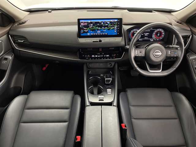 日産 エクストレイル G 鹿児島県 2023(令5)年 3万km ブリリアントホワイトパール ワンオーナー/純正12.3インチナビ/Bluetooth/フルセグテレビ/電動リアゲート/プロパイロット/ブラインドスポットモニター/メモリーシート/ヘッドアップディスプレイ/AC100V/デジタルインナーミラー/ワイヤレス充電/全方位カメラ/D/Nパワーシート/パーキングアシスト/前後ドライブレコーダー/前席シートヒーター/ETC2.0