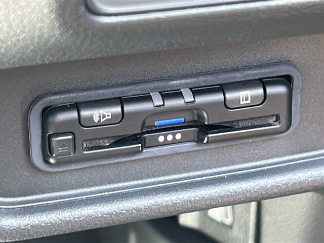 ホンダ オデッセイ ハイブリッド e:HEVアブソルート EXブラックED 茨城県 2024(令6)年 0.9万km 黒 Honda SENSING/純正9インチHonda CONNECTナビ/-フルセグTV　Bluetooth /全周囲 バック フロント サイドカメラ/両側パワースライドドア/路外逸脱抑制機能/渋滞追従機能付アダプティブクルーズコントロール/車線維持支援システム/オートハイビーム/ブラインドスポットインフォメーション/LEDシーケンシャルターンシグナルランプ/LEDオートヘッドライト LEDフォグライト/本革シート/前席後席シートヒーター/純正18インチアルミホイール/本革巻ステアリングホイール/ステアリングスイッチ/ワイヤレス充電/スマートキー/ビルトインETC2.0