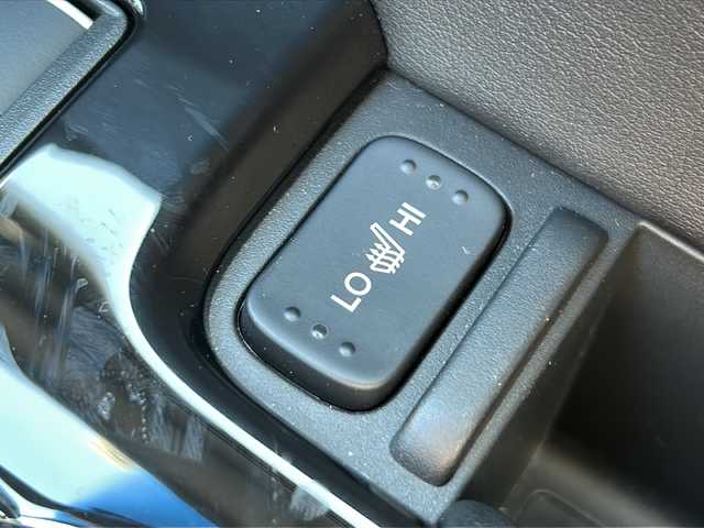 ホンダ オデッセイ ハイブリッド e:HEVアブソルート EXブラックED 茨城県 2024(令6)年 0.9万km 黒 Honda SENSING/純正9インチHonda CONNECTナビ/-フルセグTV　Bluetooth /全周囲 バック フロント サイドカメラ/両側パワースライドドア/路外逸脱抑制機能/渋滞追従機能付アダプティブクルーズコントロール/車線維持支援システム/オートハイビーム/ブラインドスポットインフォメーション/LEDシーケンシャルターンシグナルランプ/LEDオートヘッドライト LEDフォグライト/本革シート/前席後席シートヒーター/純正18インチアルミホイール/本革巻ステアリングホイール/ステアリングスイッチ/ワイヤレス充電/スマートキー/ビルトインETC2.0
