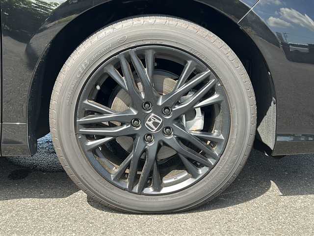 ホンダ オデッセイ ハイブリッド e:HEVアブソルート EXブラックED 茨城県 2024(令6)年 0.9万km 黒 Honda SENSING/純正9インチHonda CONNECTナビ/-フルセグTV　Bluetooth /全周囲 バック フロント サイドカメラ/両側パワースライドドア/路外逸脱抑制機能/渋滞追従機能付アダプティブクルーズコントロール/車線維持支援システム/オートハイビーム/ブラインドスポットインフォメーション/LEDシーケンシャルターンシグナルランプ/LEDオートヘッドライト LEDフォグライト/本革シート/前席後席シートヒーター/純正18インチアルミホイール/本革巻ステアリングホイール/ステアリングスイッチ/ワイヤレス充電/スマートキー/ビルトインETC2.0