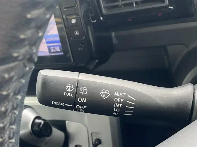 ダイハツ ウェイク G SA 兵庫県 2015(平27)年 8.7万km ブラックマイカメタリック 純正８型ナビ/・TV.BT.AM.FM/衝突軽減装置/バックカメラ/両側パワースライドドア/オートエアコン/電格ミラー/革巻きステアリング/ＥＴＣ/純正フロアマット/純正ドアバイザー