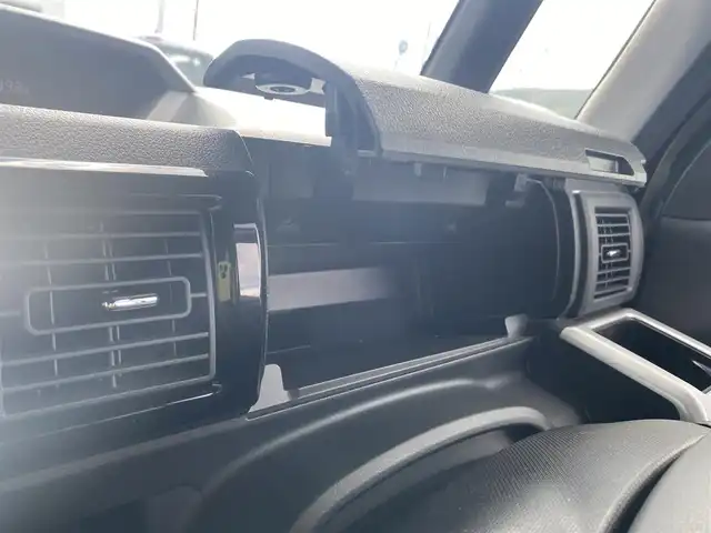 ダイハツ ウェイク G SA 兵庫県 2015(平27)年 8.7万km ブラックマイカメタリック 純正８型ナビ/・TV.BT.AM.FM/衝突軽減装置/バックカメラ/両側パワースライドドア/オートエアコン/電格ミラー/革巻きステアリング/ＥＴＣ/純正フロアマット/純正ドアバイザー