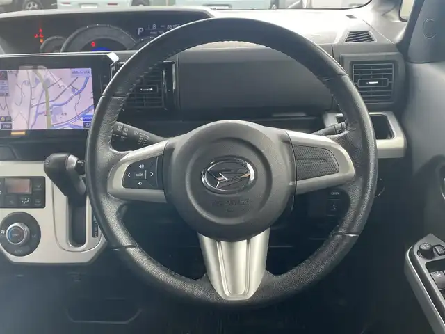 ダイハツ ウェイク G SA 兵庫県 2015(平27)年 8.7万km ブラックマイカメタリック 純正８型ナビ/・TV.BT.AM.FM/衝突軽減装置/バックカメラ/両側パワースライドドア/オートエアコン/電格ミラー/革巻きステアリング/ＥＴＣ/純正フロアマット/純正ドアバイザー