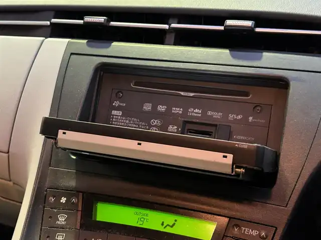 トヨタ プリウス S　LEDエディション 静岡県 2010(平22)年 17.5万km ホワイトパールクリスタルシャイン ユーザー買取車/純正ディーラーナビ/・FM/AM/CD/DVD/ワンセグ/HDD/ステアリングスイッチ/電動格納ミラー/ビルトインETC/ウィンカーミラー/HIDライト